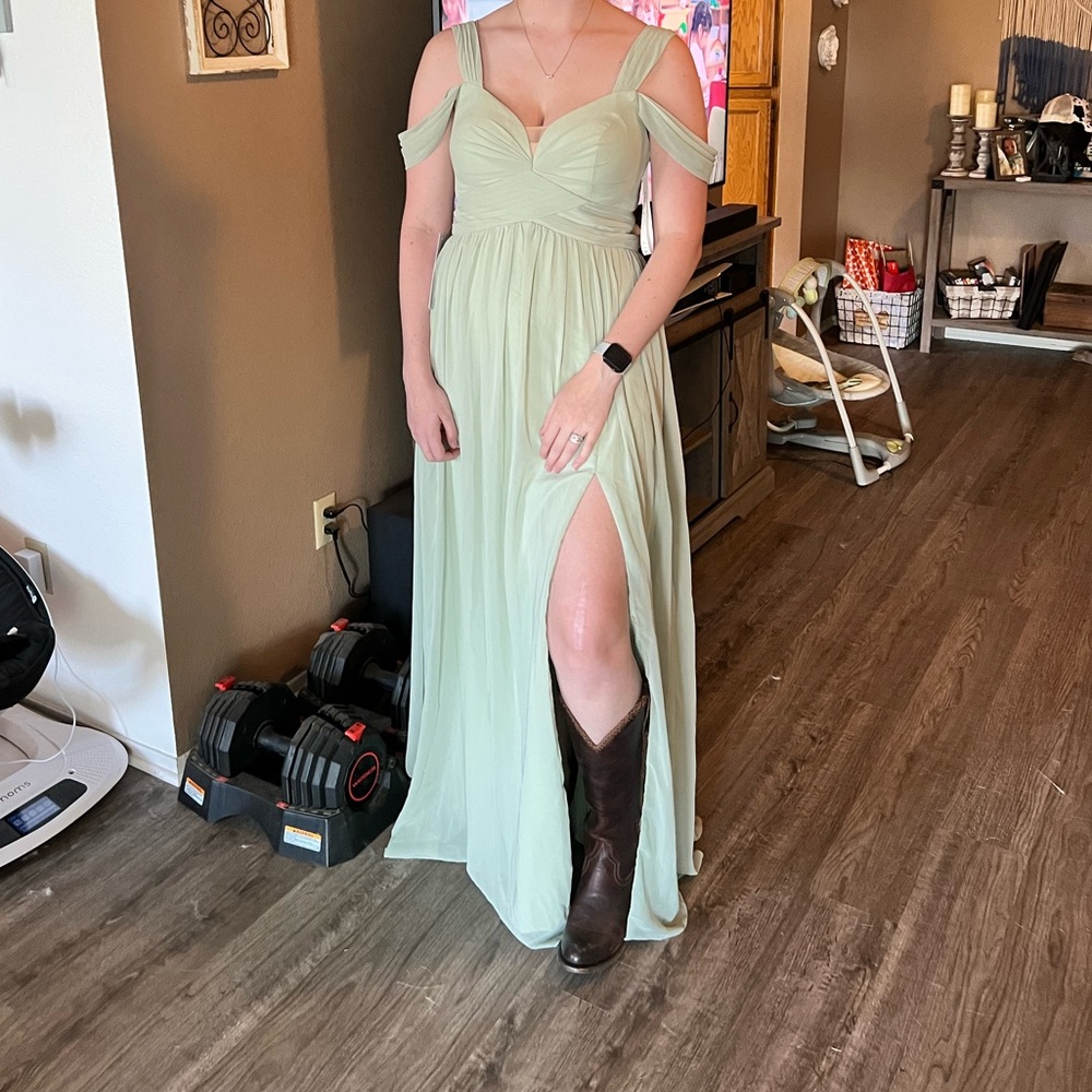 AZAZIE Lianne bridesmaid dress
